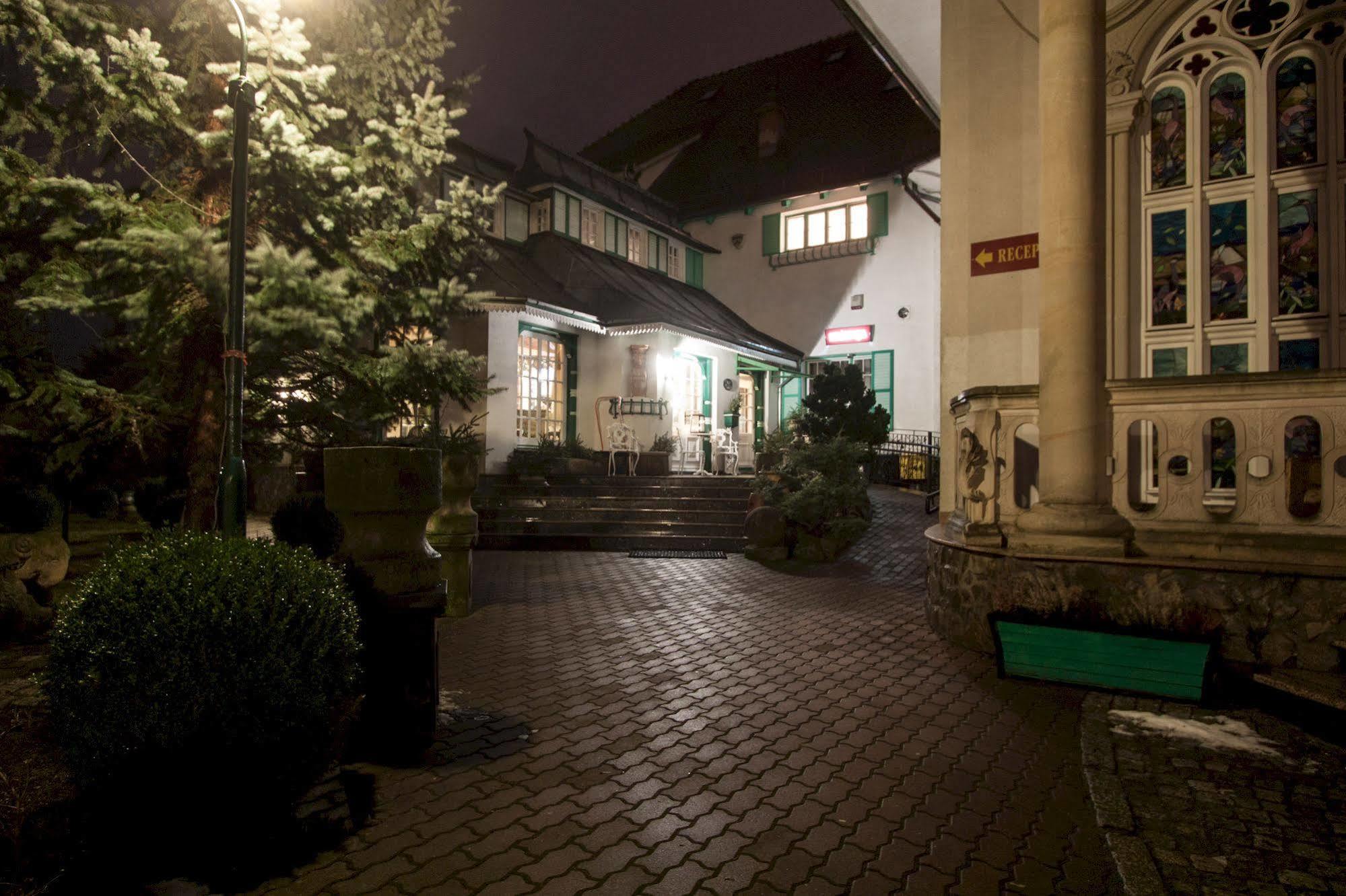 Hotel Garden بوليسلافيتش المظهر الخارجي الصورة